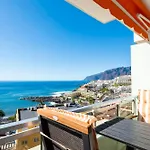 Modern Cozy Ocean View Near The With Swimming Pool In Complex