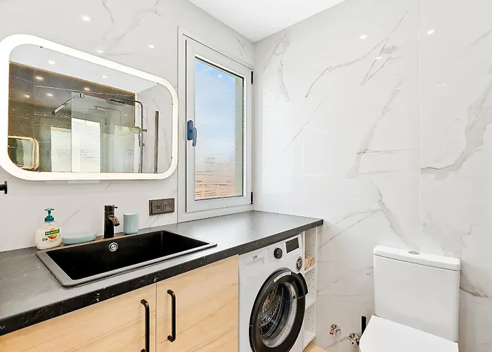 Modern Cozy Ocean View Near The With Swimming Pool In Complex Appartement