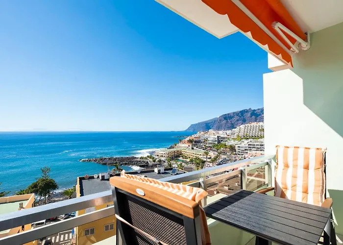 Modern Cozy Ocean View Near The With Swimming Pool In Complex